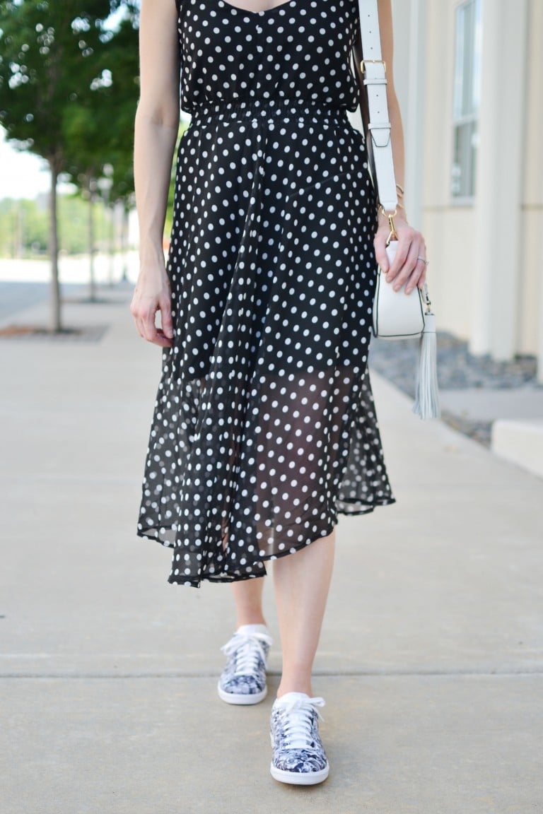 How to Wear the Sneaker Trend Straight A Style