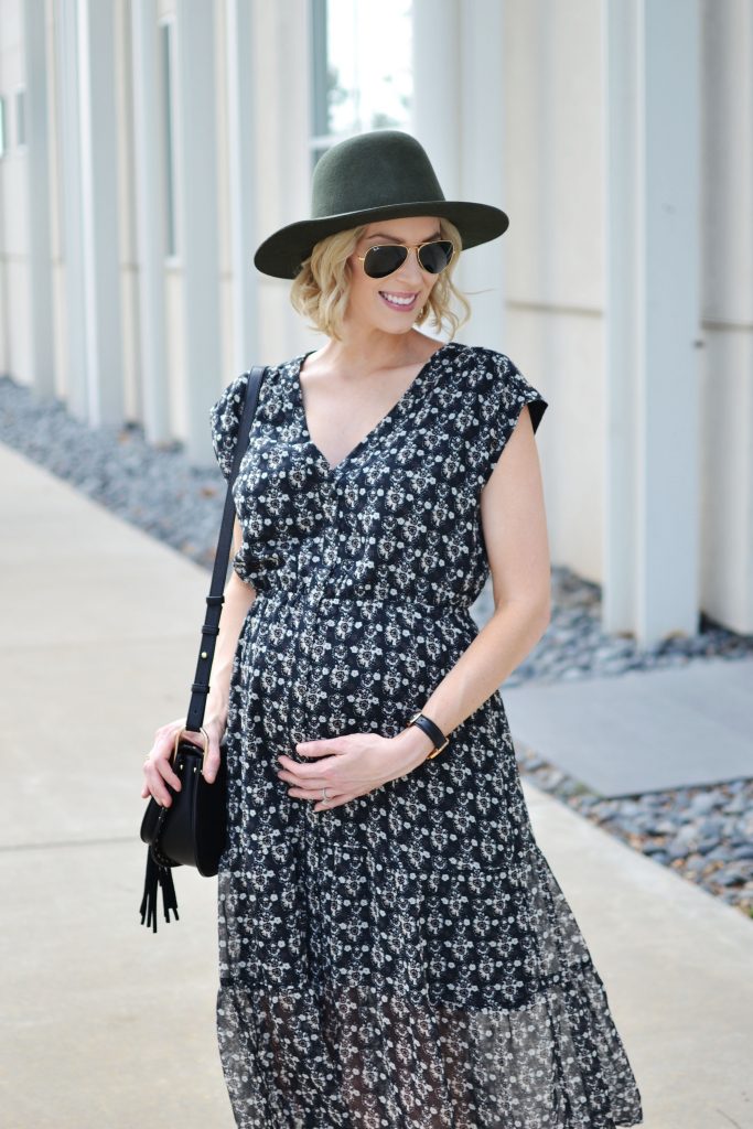 Madewell boho midi dress, olive hat, black slides, stylish maternity outfit