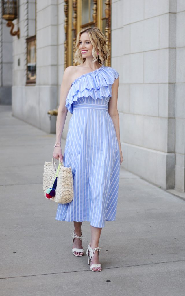 Kendra Scott shopping party and giveaway, one shoulder blue and white ruffle dress, straw bag, white heels