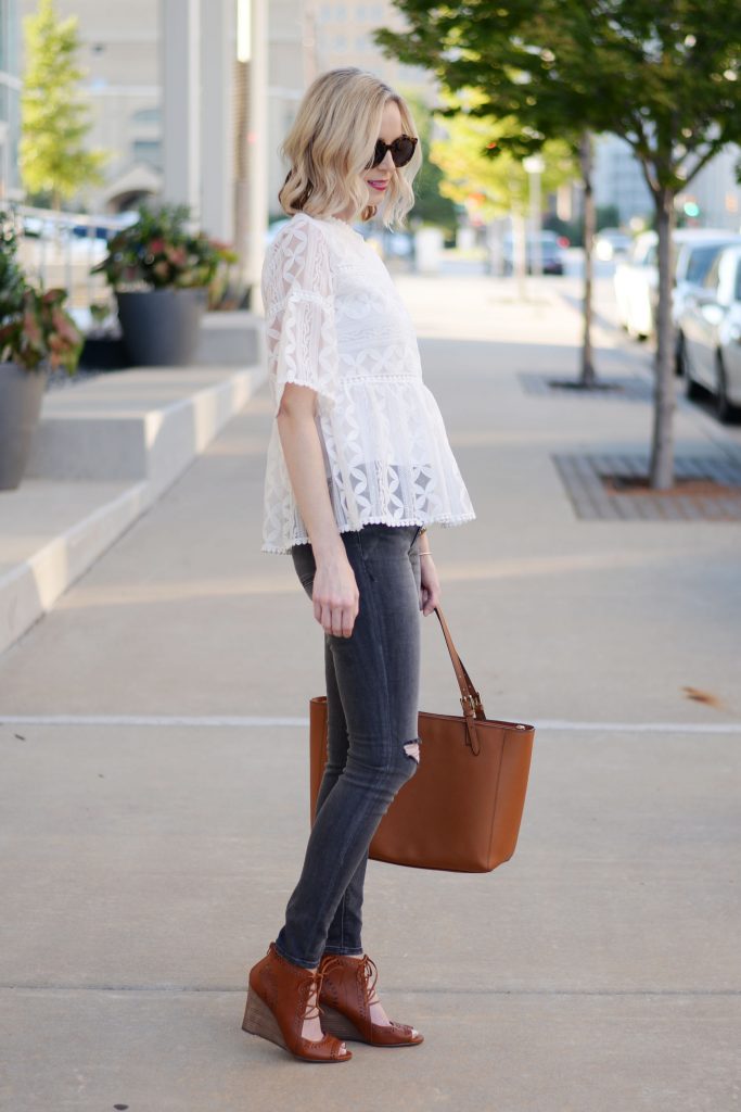 grey jeans, white peplum top, cognac bag and shoes, jeffrey cambpell rayos dupe