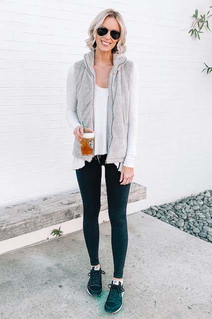 how to wear leggings casually and the best long tops for them; leggings with a long thermal and cozy vest