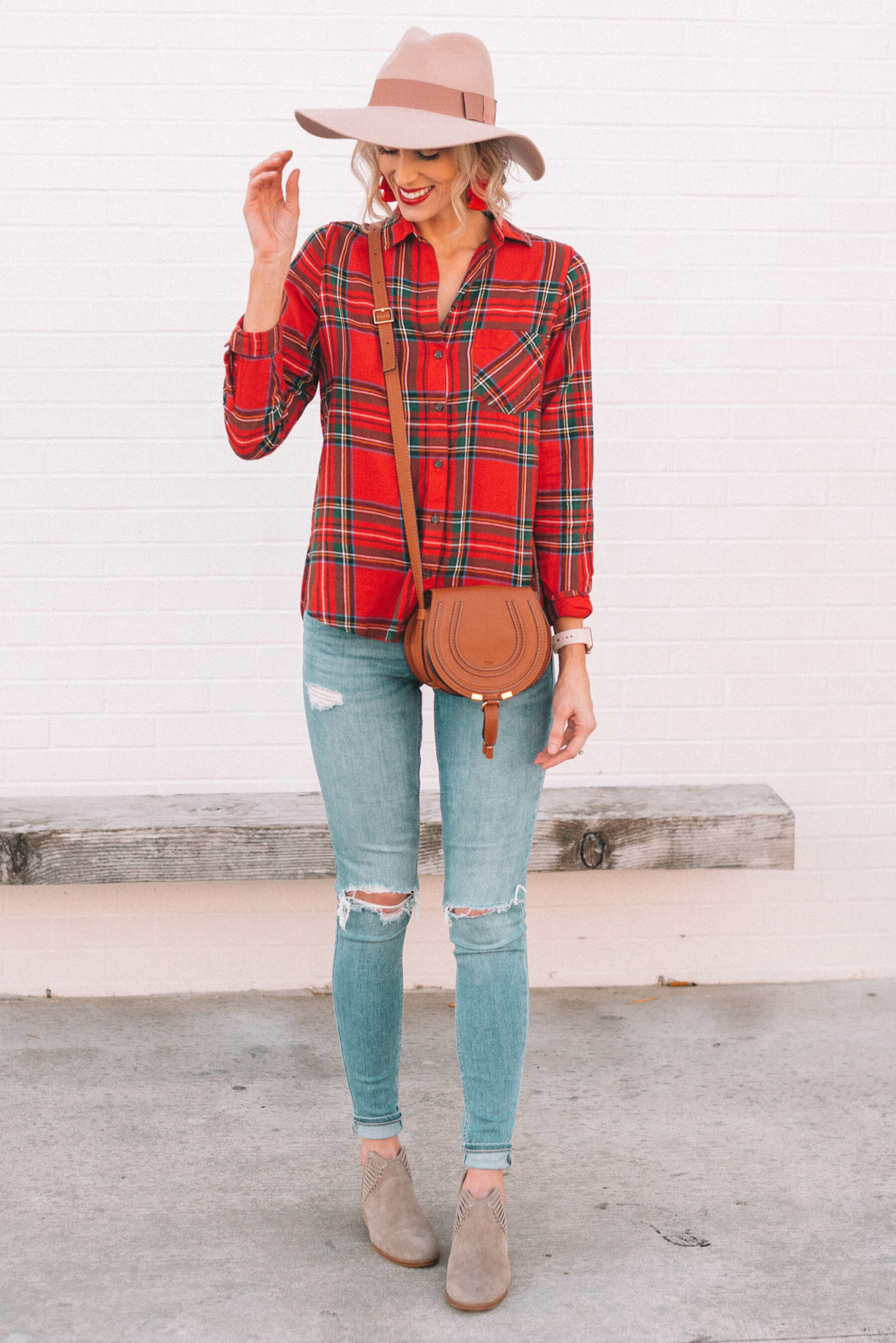 How to Style Flannel Shirts – From Red to Toe