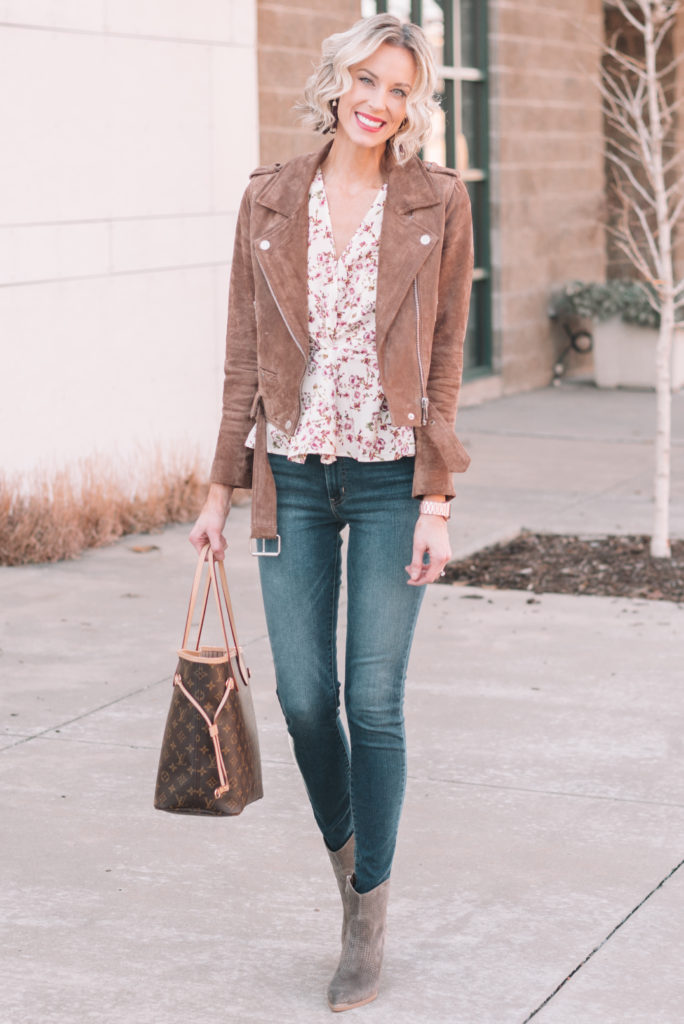 Twist Front Floral Blouse for Spring paired with skinny jeans and boots