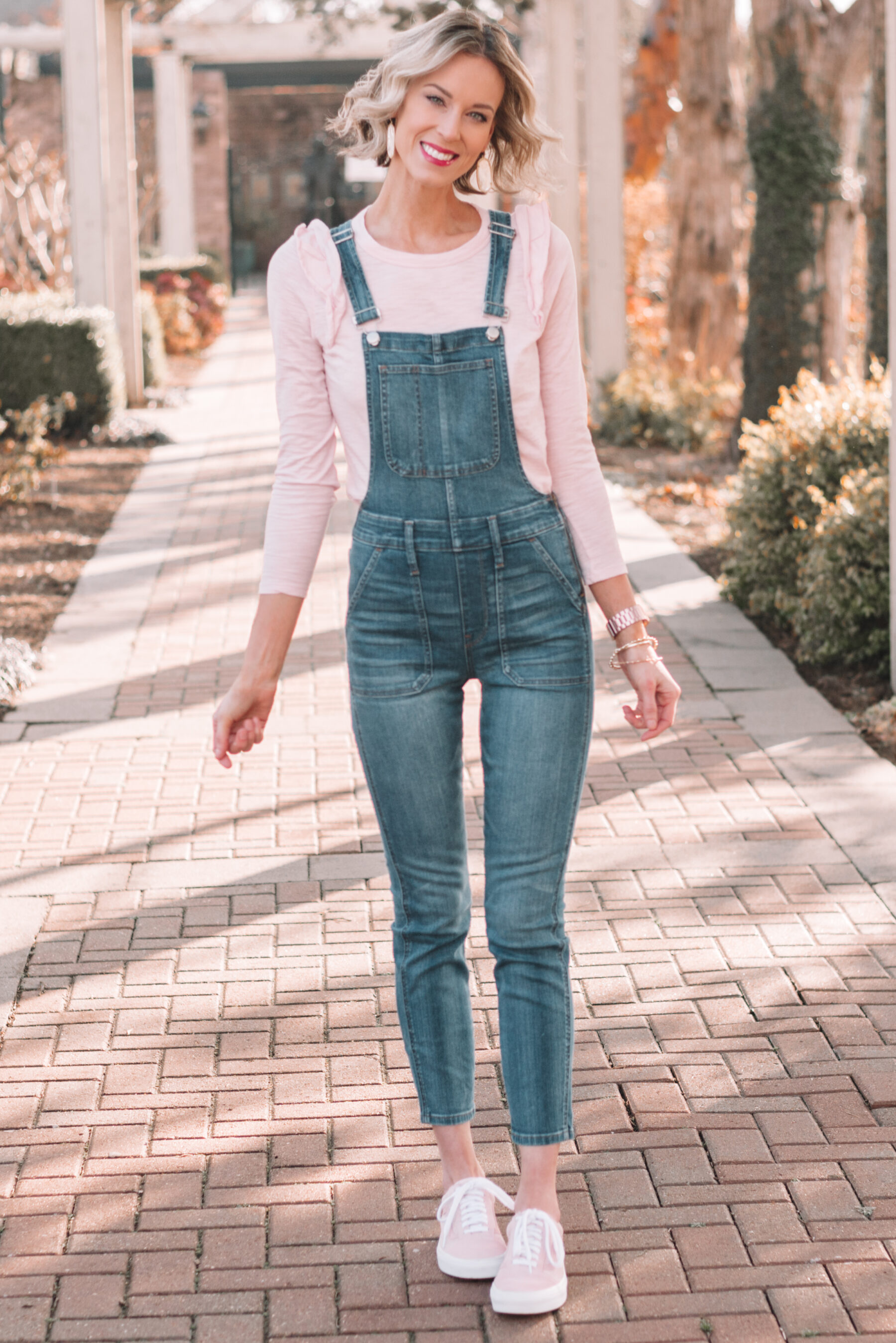 How to Wear Overalls - Styling Tips and Tricks to Avoid Looking Like a ...