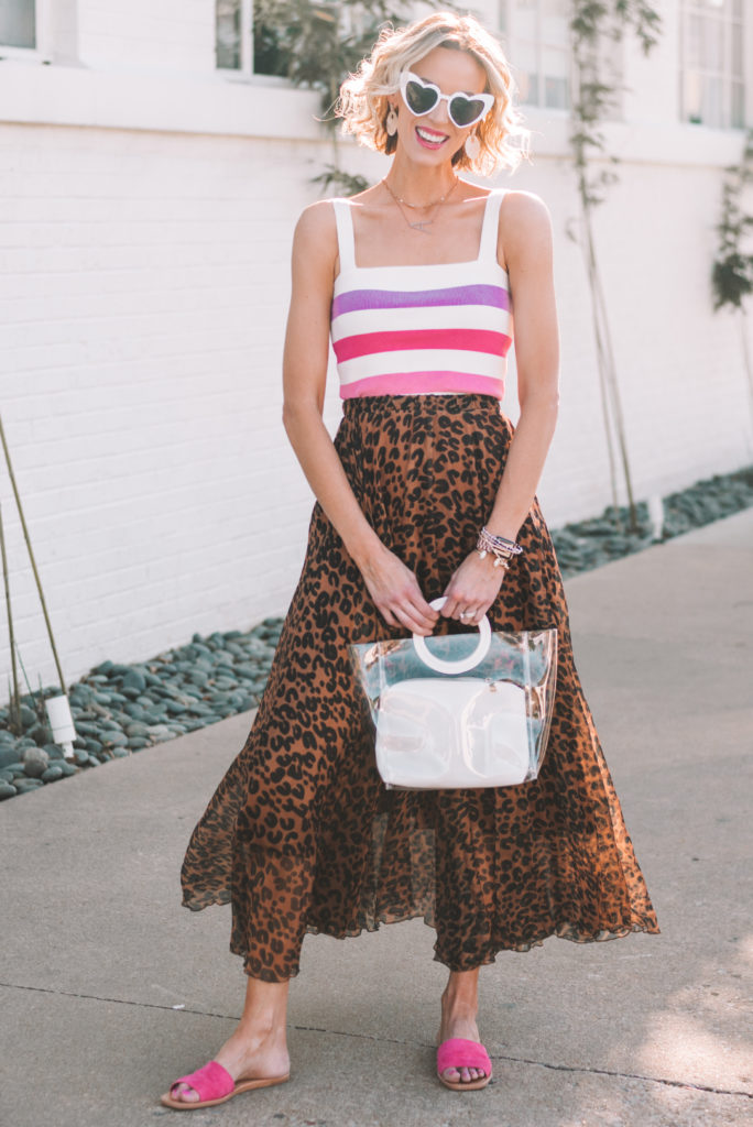 how to style a long skirt, how to wear a maxi skirt, leopard maxi skirt