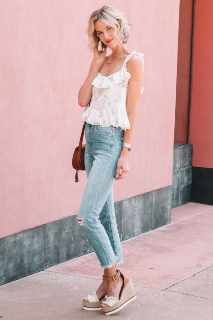ruffle hem tank top with cropped jeans and wedges