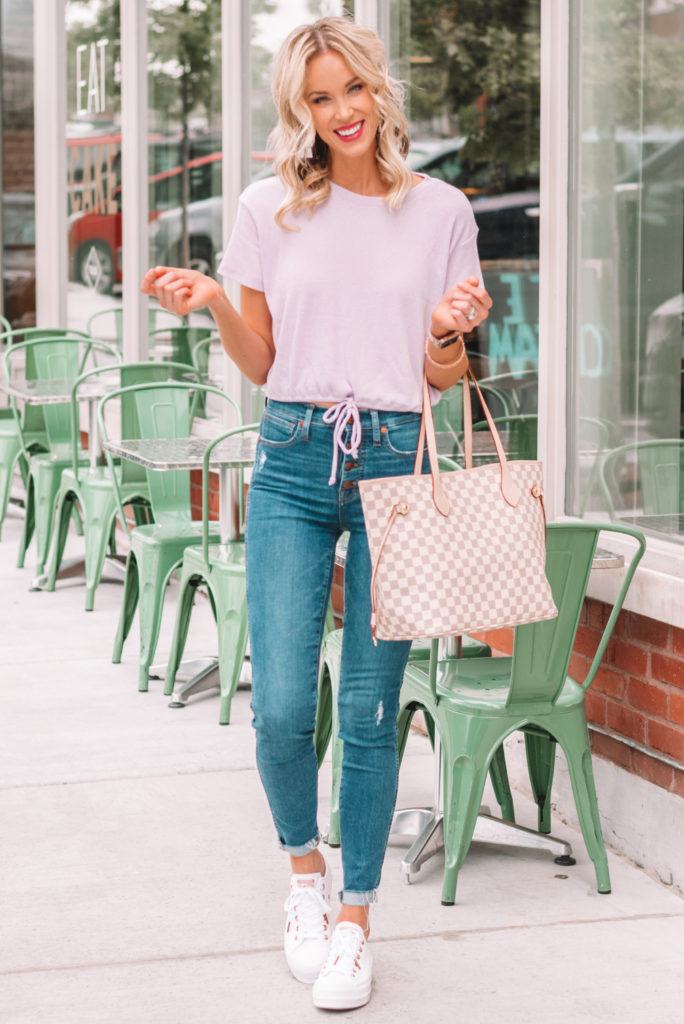 cute jeans outfit, casual outfit for early fall
