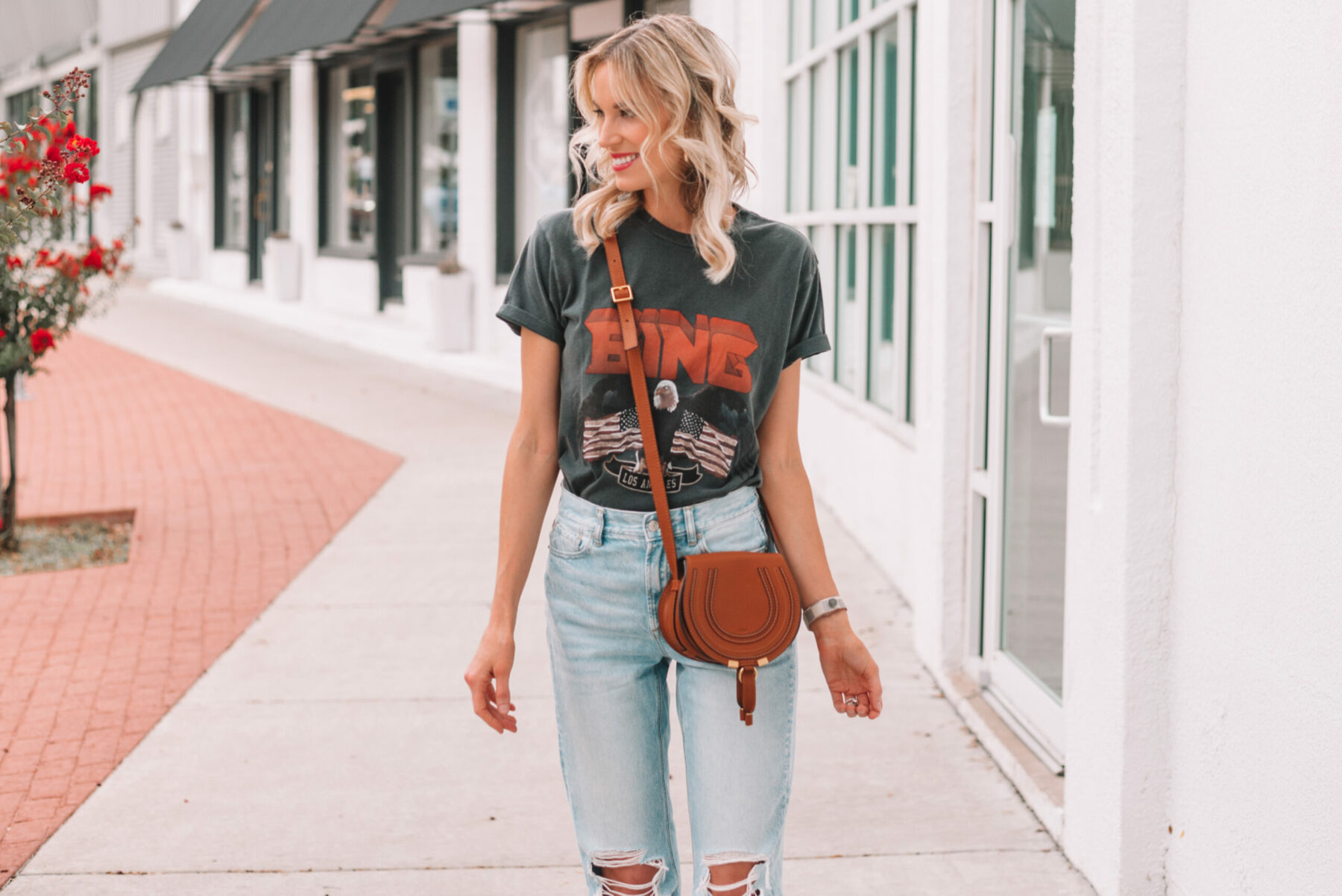 How to Wear a Graphic T-Shirt - Straight A Style