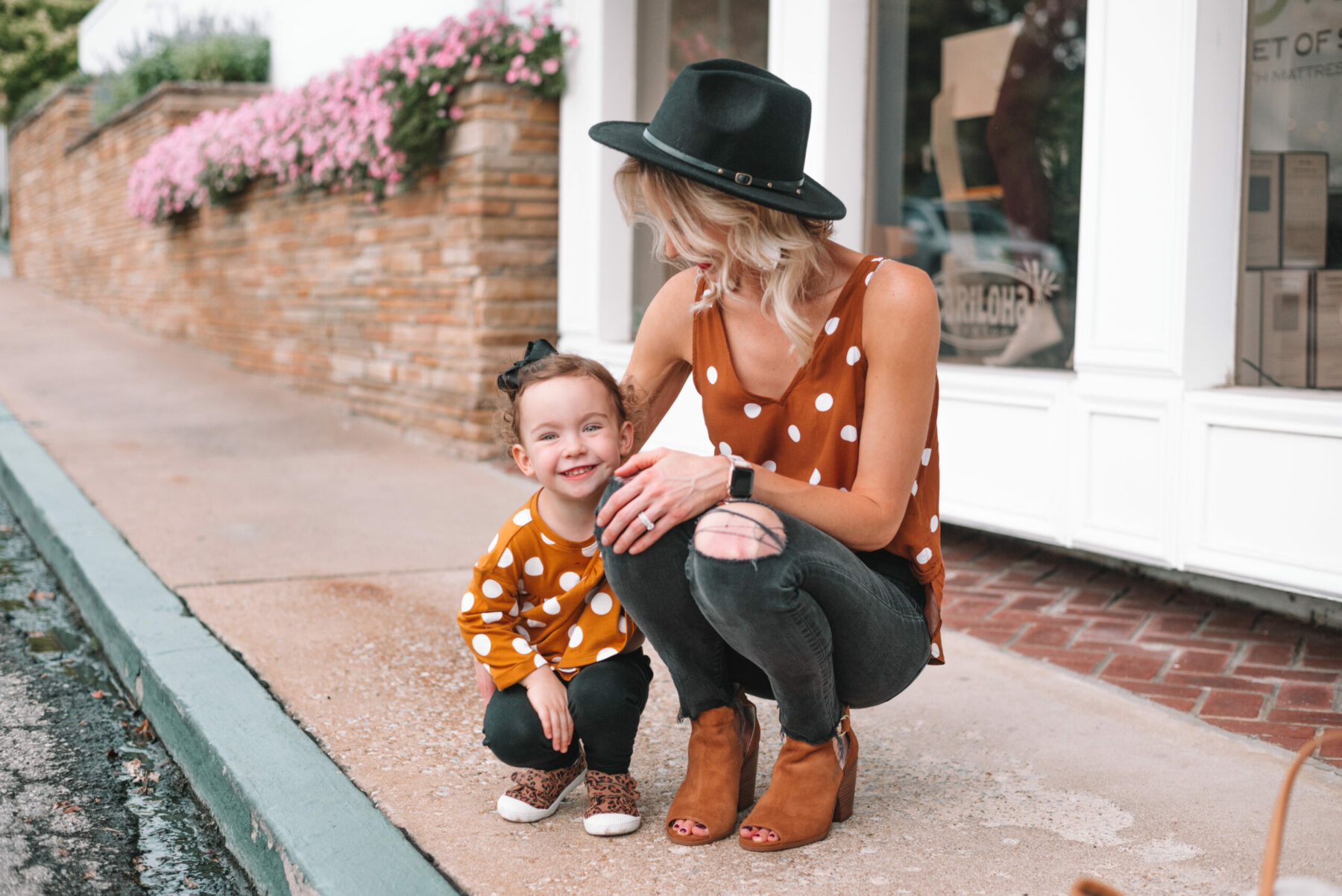 matching fall outfits for mom and daughter