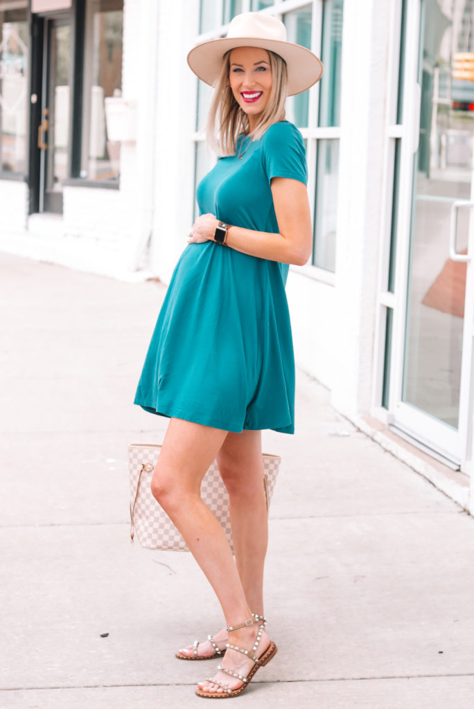 This comfy and affordable jersey swing dress makes the perfect easy summer outfit! It's non-maternity but also perfect for a bump.