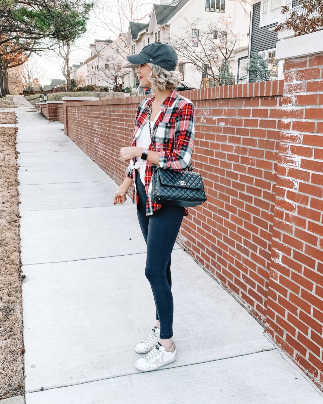 weekly recap + current sales  Leggings and flannel outfit