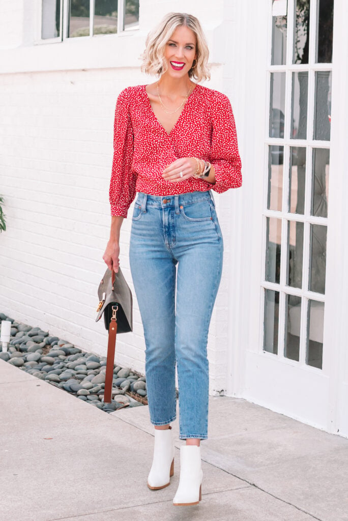 Are you looking for the perfect slim straight jean? Then you'll want to read this perfect vintage jeans by Madewell review!