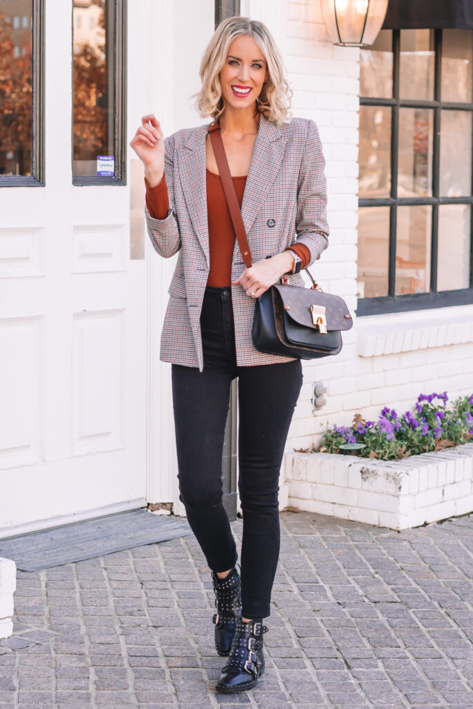 A houndstooth blazer is such a classic wardrobe staple. I've had mine for 4 years! I love wearing it multiple ways, and I am sharing two ideas today. 