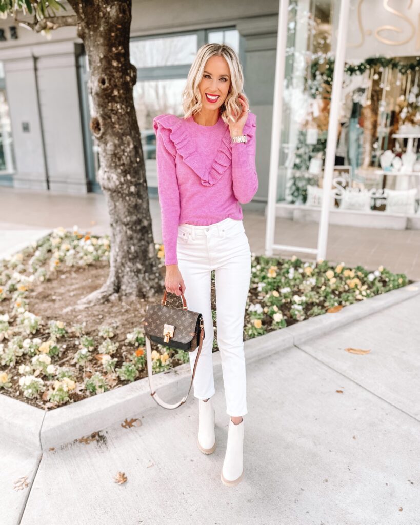 Are you looking at your closet wondering how to wear white jeans in winter? I've got you covered today! I'm sharing 6 easy ways to style your white jeans for winter starting with a bright sweater to contrast!