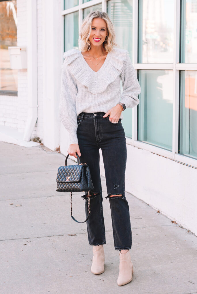 Pair your neutral tops or sweaters with your black jeans for an easy outfit.