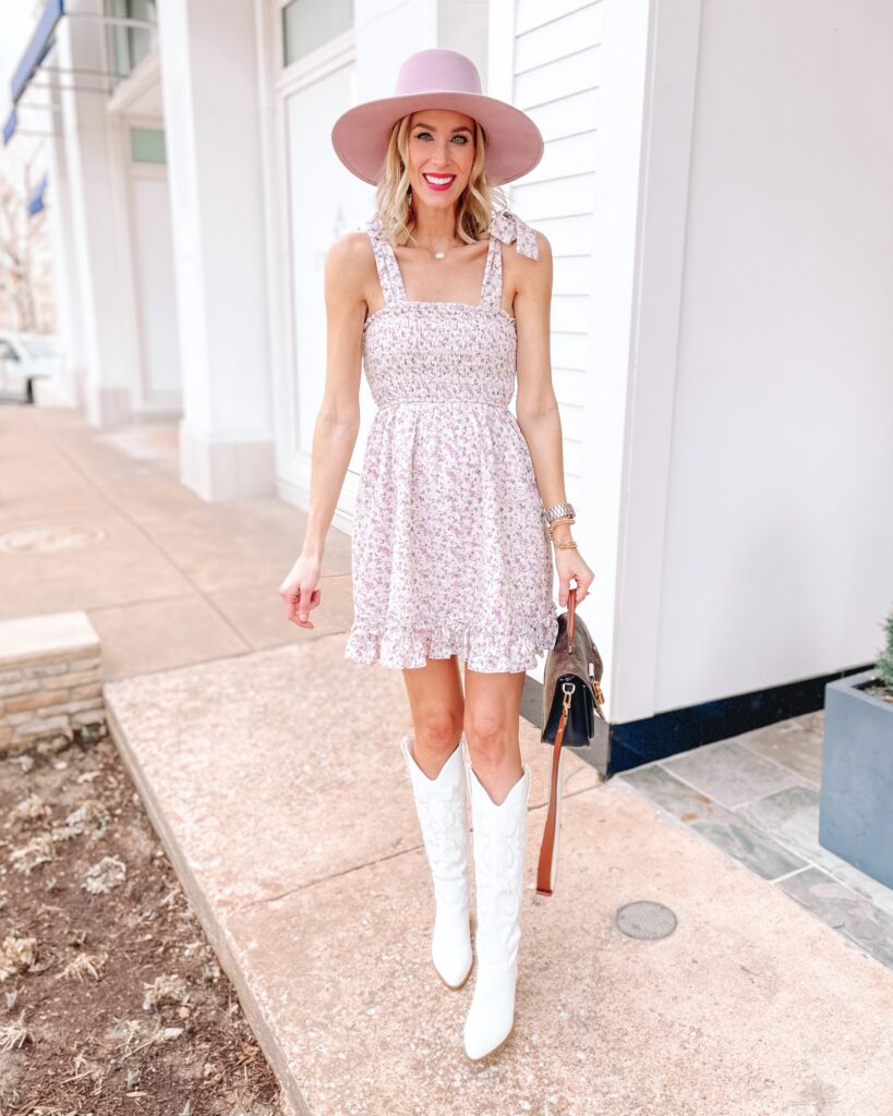Have you noticed white cowboy boots are trending? Today I am rounding up 8 different looks and sharing how to wear white cowboy boots. 