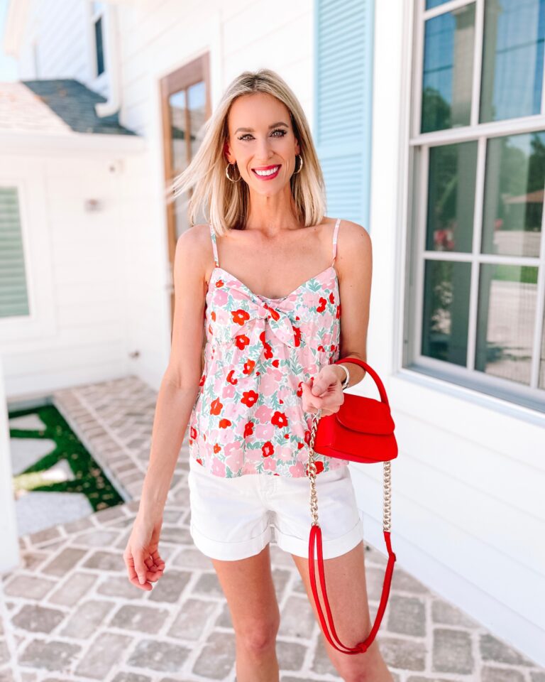 10 Ways to Wear White Jean Shorts + Try On - Straight A Style