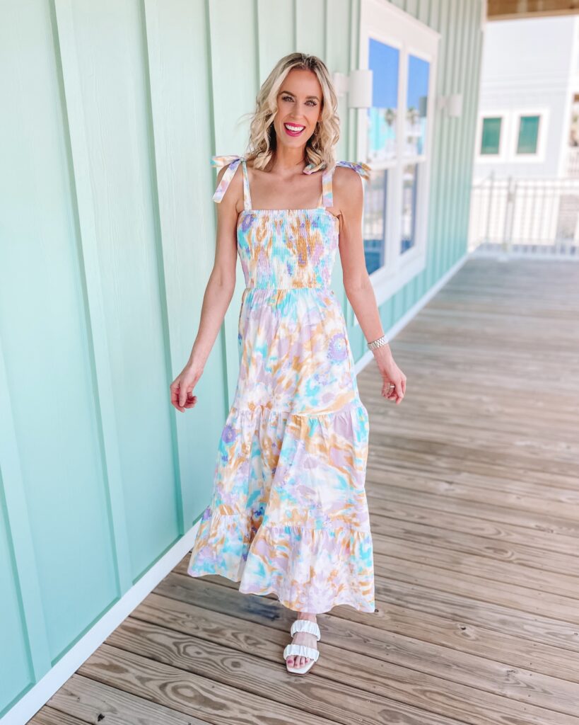 Sharing the details on this gorgeous beach maxi dress! The colors are seriously amazing!