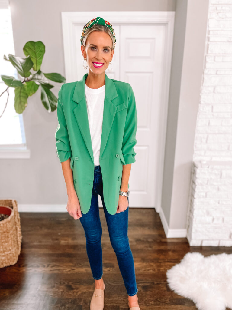 Adding a blazer over a basic jeans and tee look instantly elevates it! Just one of my 5 ways to wear a green blazer. 