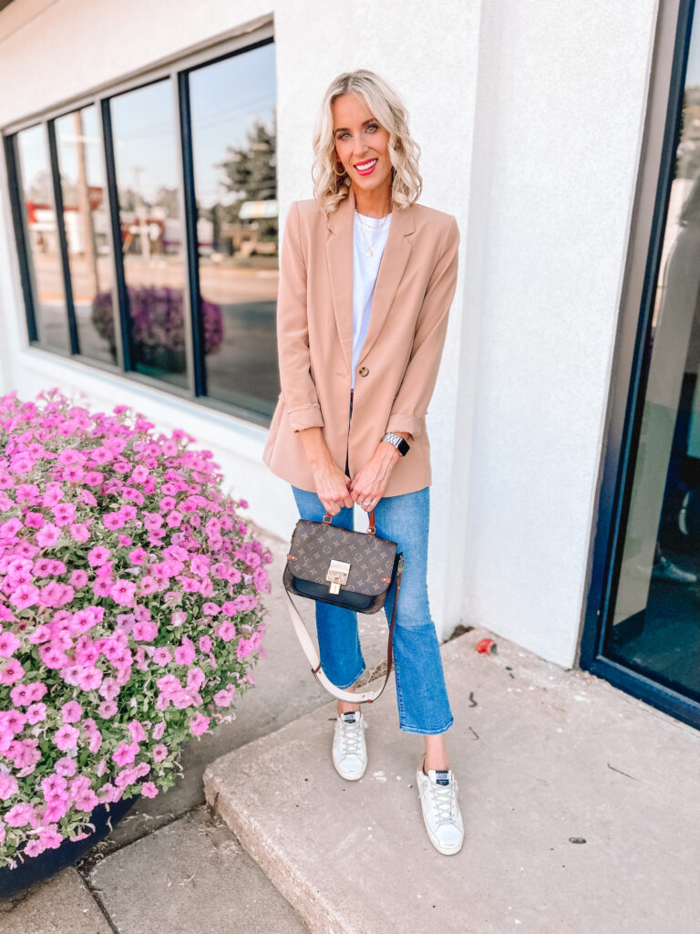 Wondering what to wear? I'm sharing 6 ways to wear a tan blazer from business casual to weekend casual and everything in between! Nice jeans are the perfect casual office vibe.