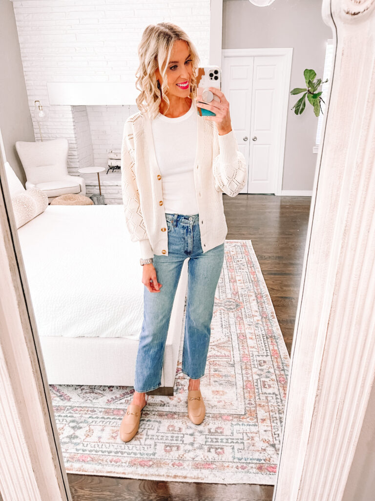 I LOVE a good cardigan in the fall. There is just something about feeling all cozy and layered. I wanted to round up 7 fall cardigans $45 and under for you today! I love this cream, short button front style. 