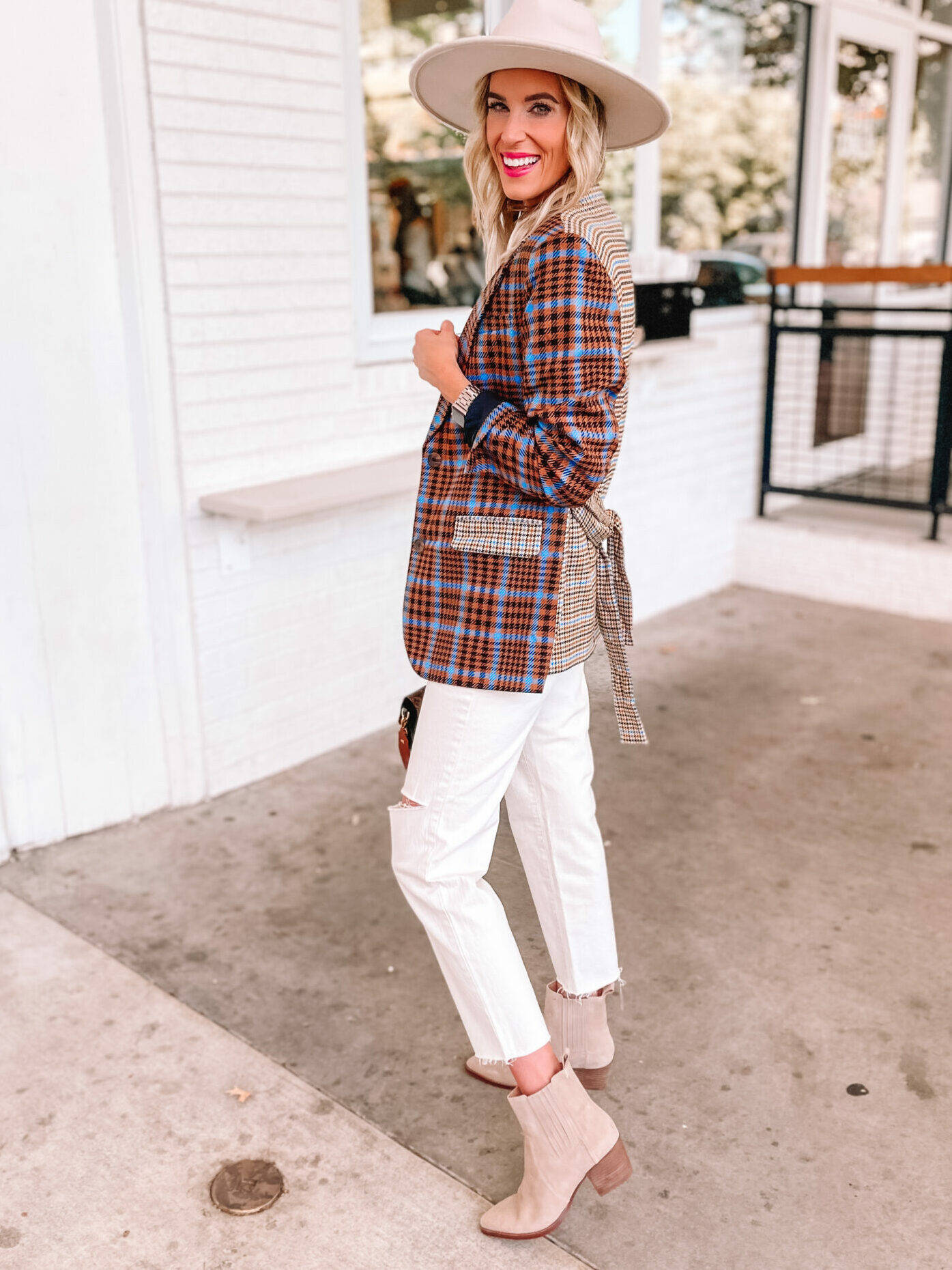 Sharing a mini Target haul today with some really fun mix and match fall pieces for work and weekend today! I LOVE this unique plaid blazer and cream jeans. 