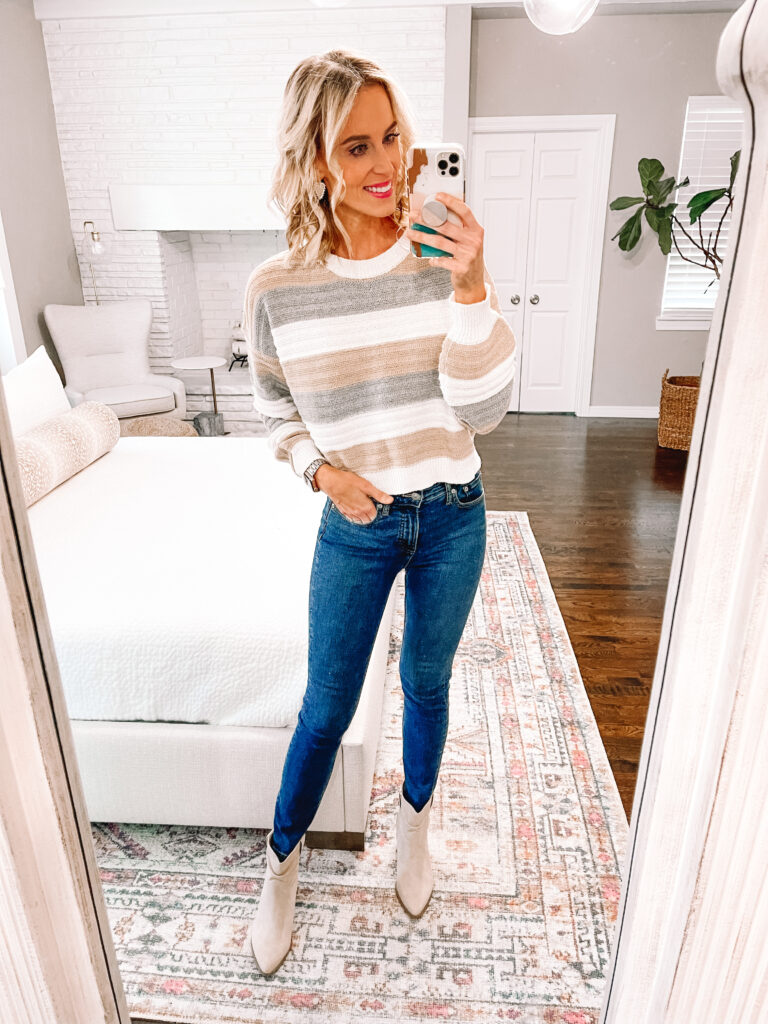 I'm back with another HUGE Walmart fall outfit try on! There are truly just so many good items for fall at Walmart right now. This neutral stripe sweater goes with everything!