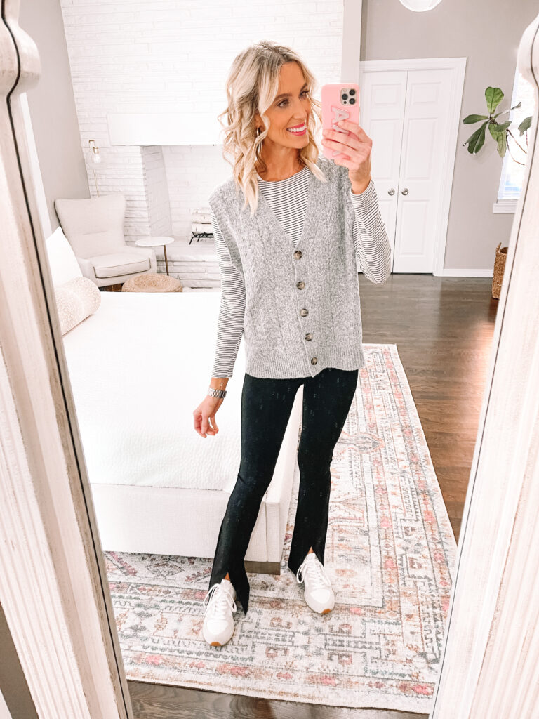 petite friendly flare leggings on repeat 🧸 for a casual winter outfit
