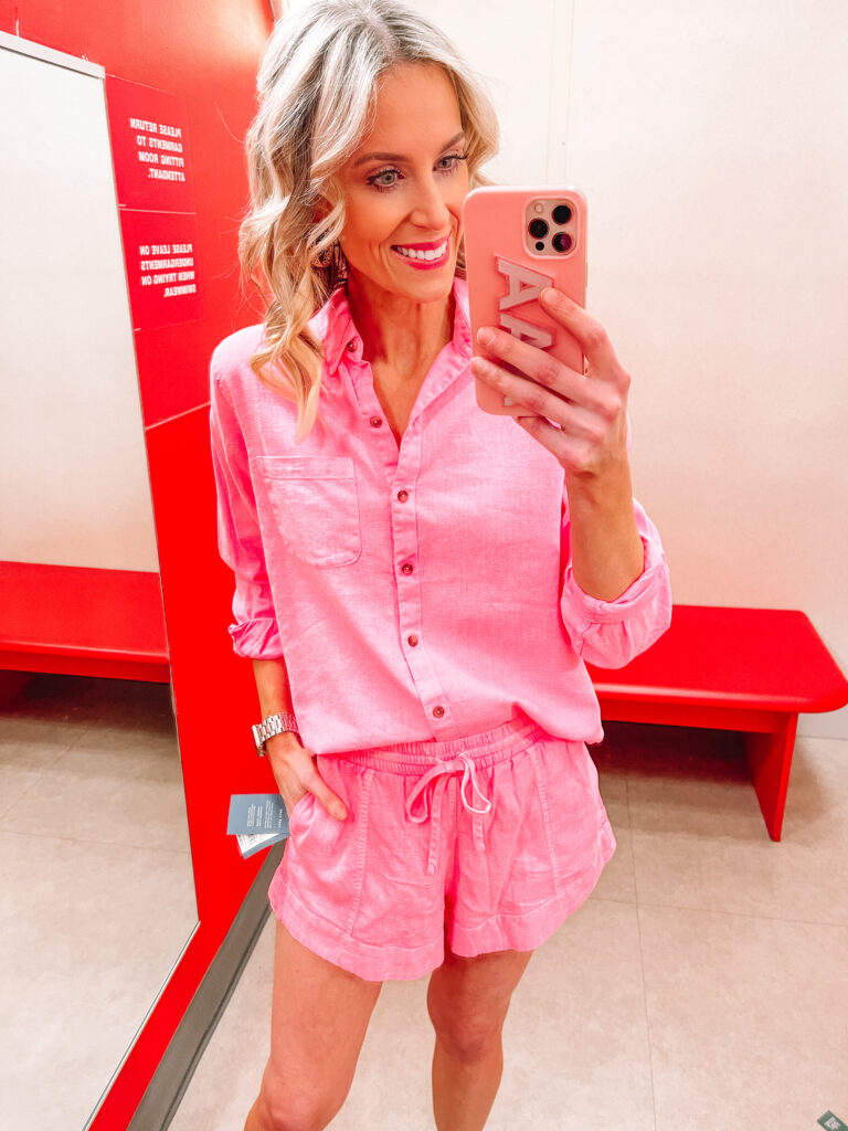 I'm back today with another really fun spring Target try on with pieces for spring featuring everything from work to weekend, vacation and casual at home looks! This matching set is so adorable!!