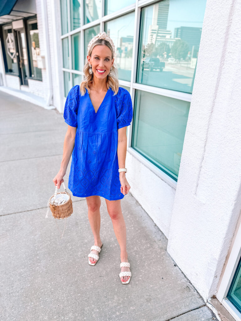 You will love this Old Navy try on haul with so many fun summer dresses, rompers, tops, and more including great colors and prices! This blue eyelet dress is amazing!