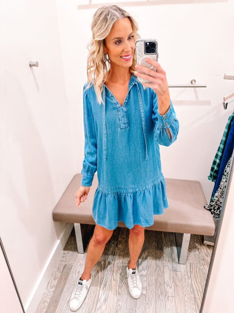 You guys I have a HUGE LOFT try on haul for you. I am talking HUGE. 13 fall outfits styled for you with business casual outfit ideas, fall family photo dresses, work to weekend looks, and more! How cute is this chambray dress?!