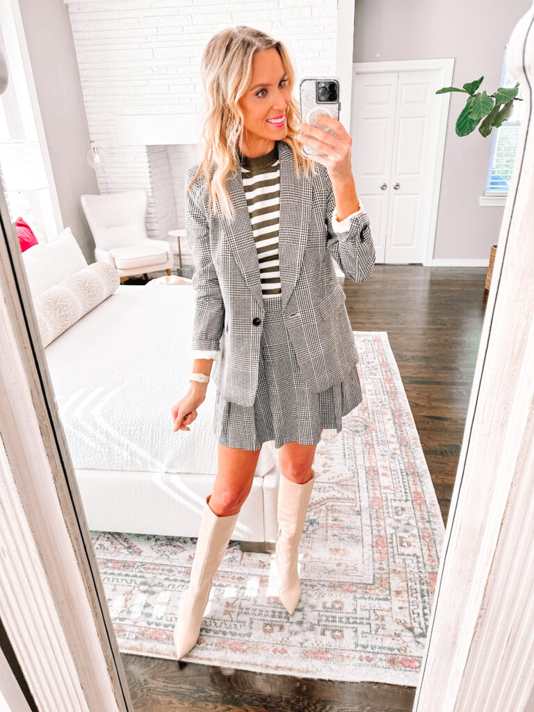 Y'all I have an amazing and HUGE Walmart fall try on haul for you. These pieces are GOOD! Everything is mix and match, work to weekend and really good quality for the price. You will love this matching blazer and skirt suit set. 