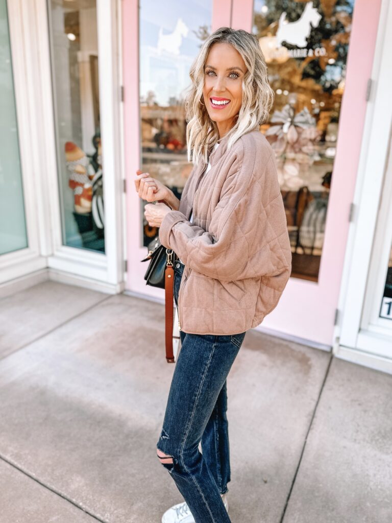 If you love the Free People quilted jacket but not the $198 price tag, then this Amazon Free People quilted jacket is for you! It's less than one fourth of the price and so cute! 