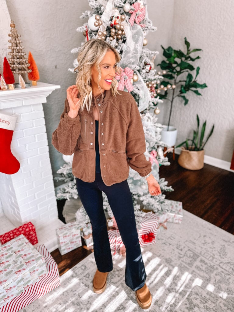 You will love this Amazon Free People Hit the Slopes Fleece Jacket look for less! It's under $50 compared to the original almost $150! It's a cozy soft brown fleece jacket perfect to pair with leggings, flare leggings, or jeans. 