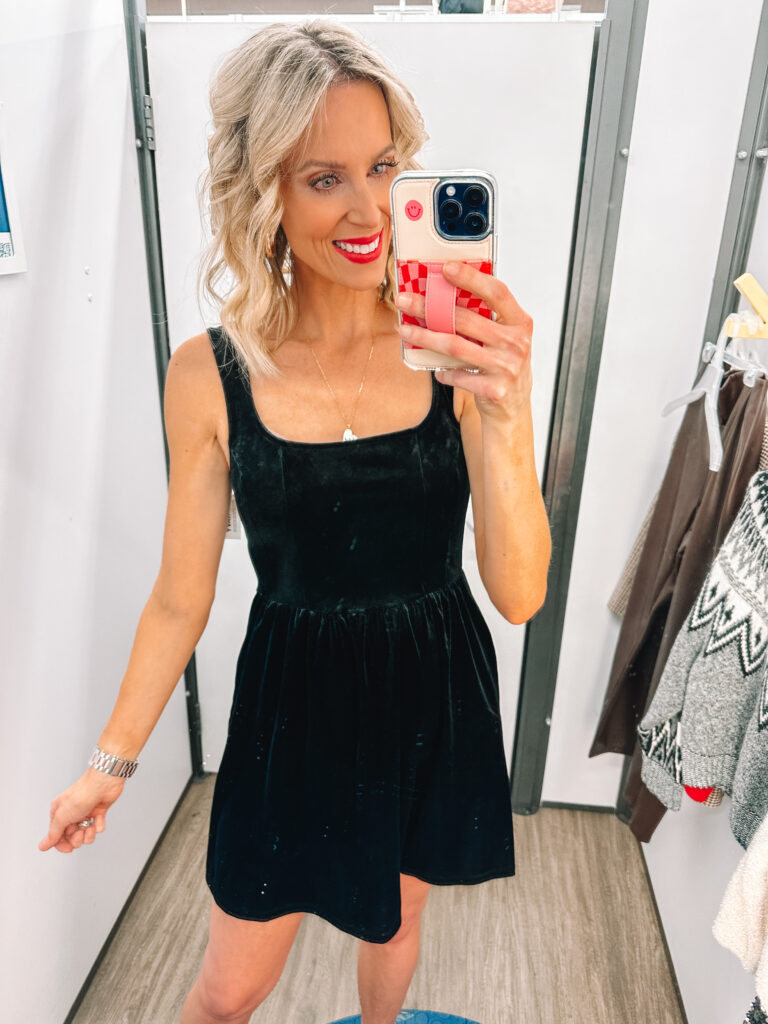 I have a super fun Old Navy try on haul for you all today! You'll love this velvet dress.
