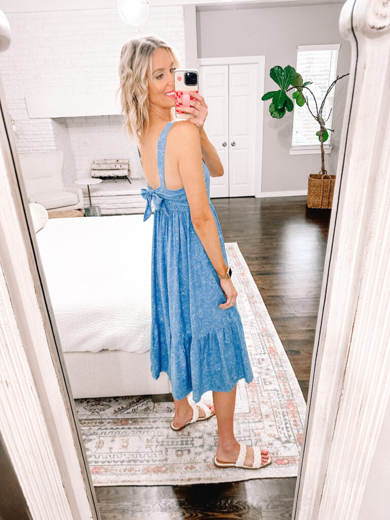 Sharing a Walmart dress try on haul all $29 and under! Each is available in multiple colors and perfect for spring and summer! I love this tie back midi dress. 