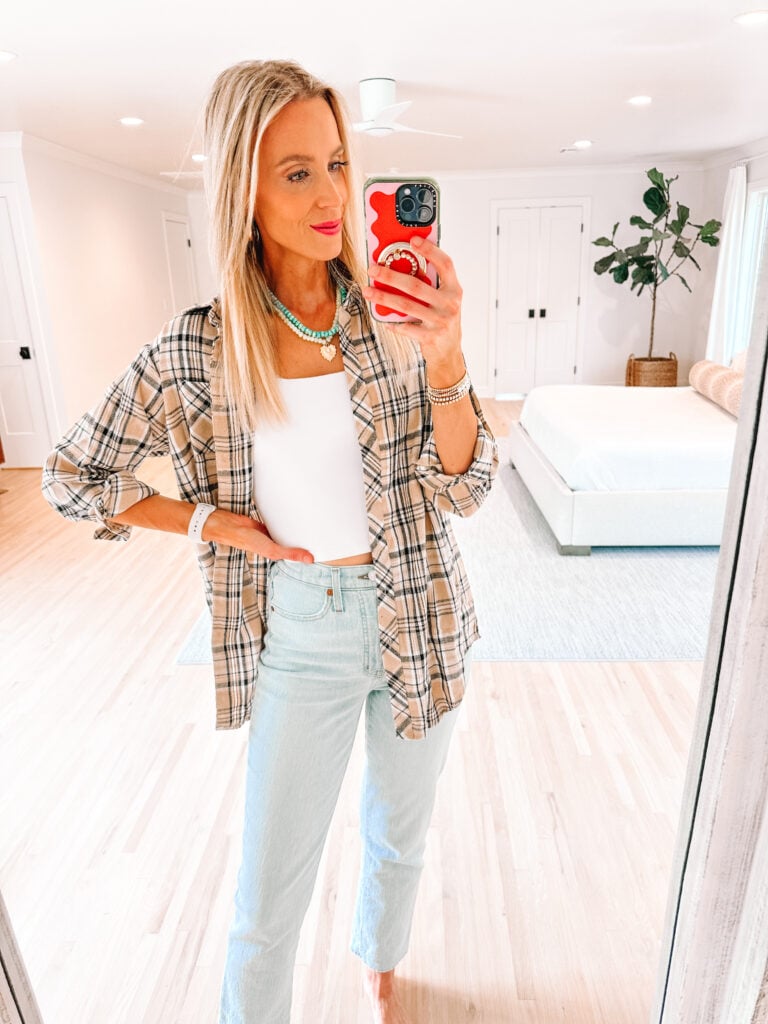 I'm sharing a fun Amazon try on haul with six different looks you will love! This is the perfect fall flannel!