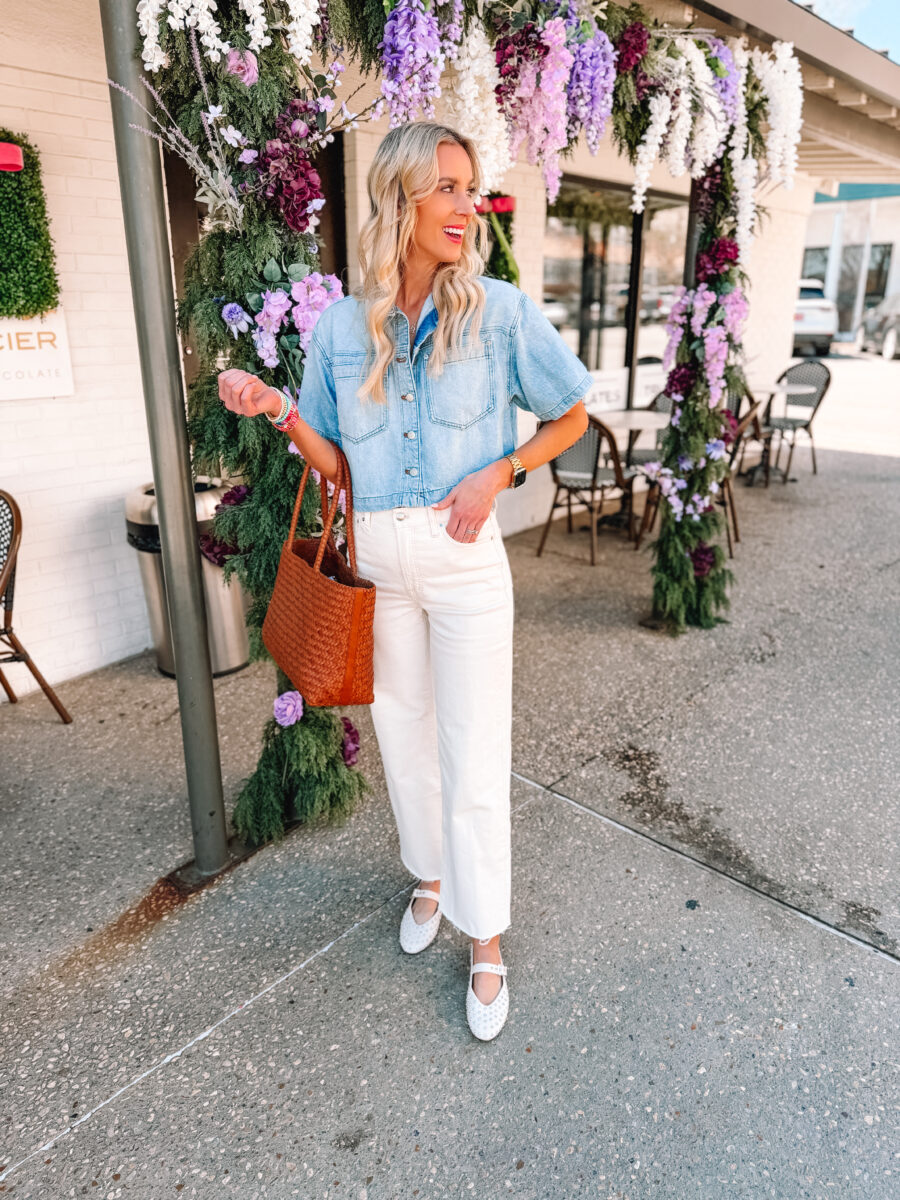 This is the perfect spring cream jeans outfit. A great double denim pairing!